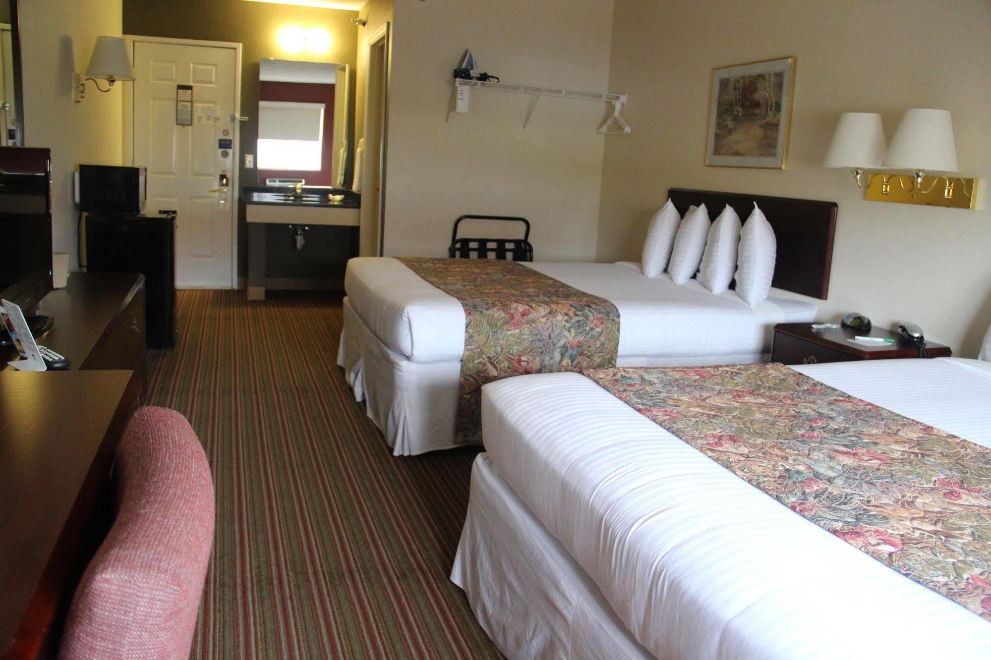 Lake House Hotel 오사지비치 외부 사진